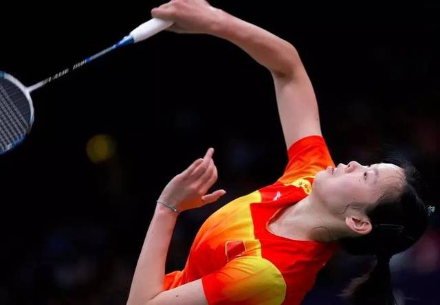  F1赛场再起风云：胶东风暴队击败粤西烈马队，脚步移动更到位本土核心状态回升