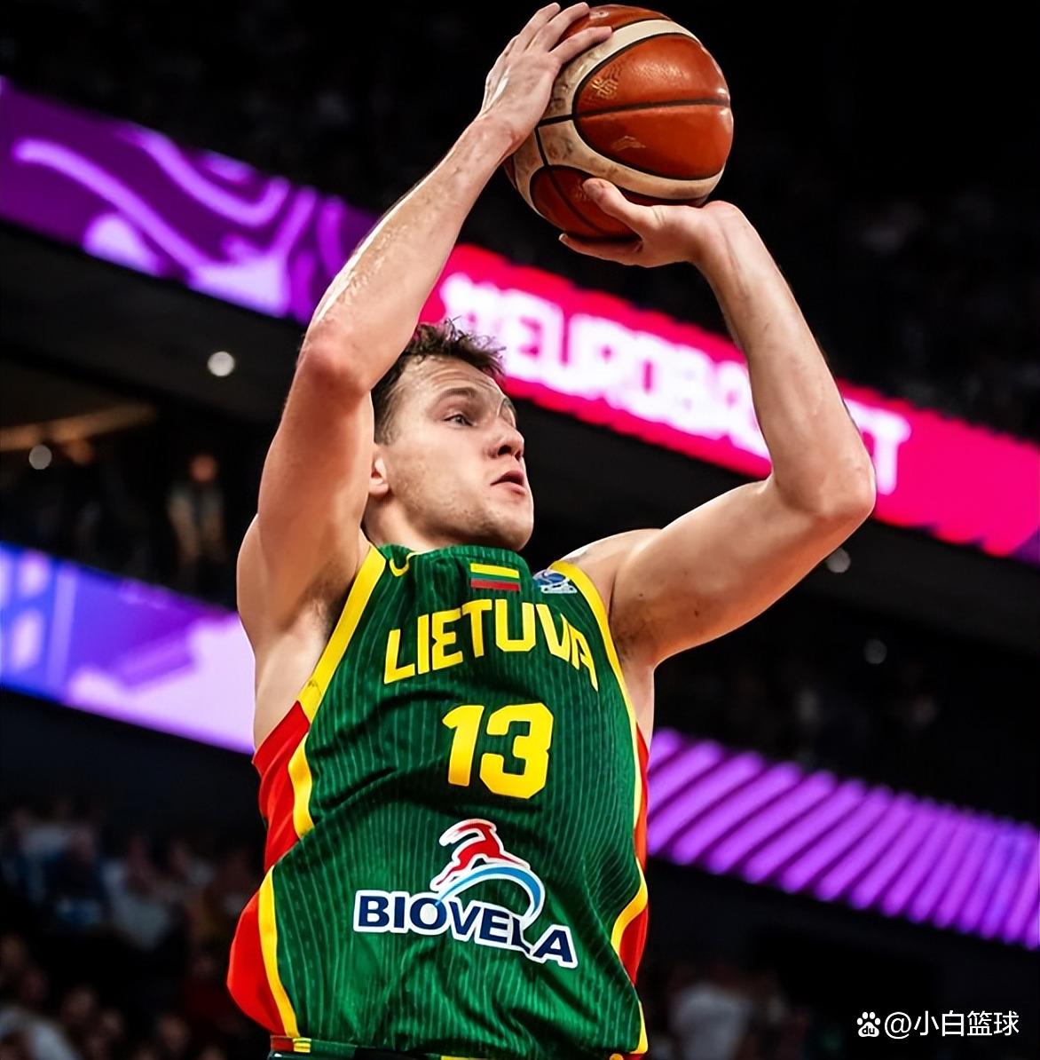 东契奇巅峰对决，萨拉赫与40激战德国队分钟，连败胜负难料！的简单介绍